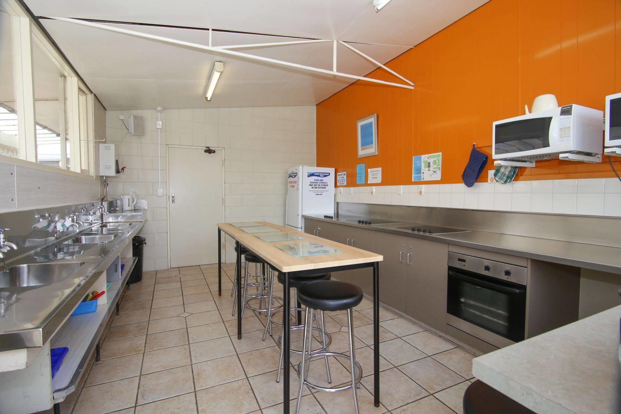 Amber Kiwi Holiday Park & Motels Κράισττσερτς Εξωτερικό φωτογραφία