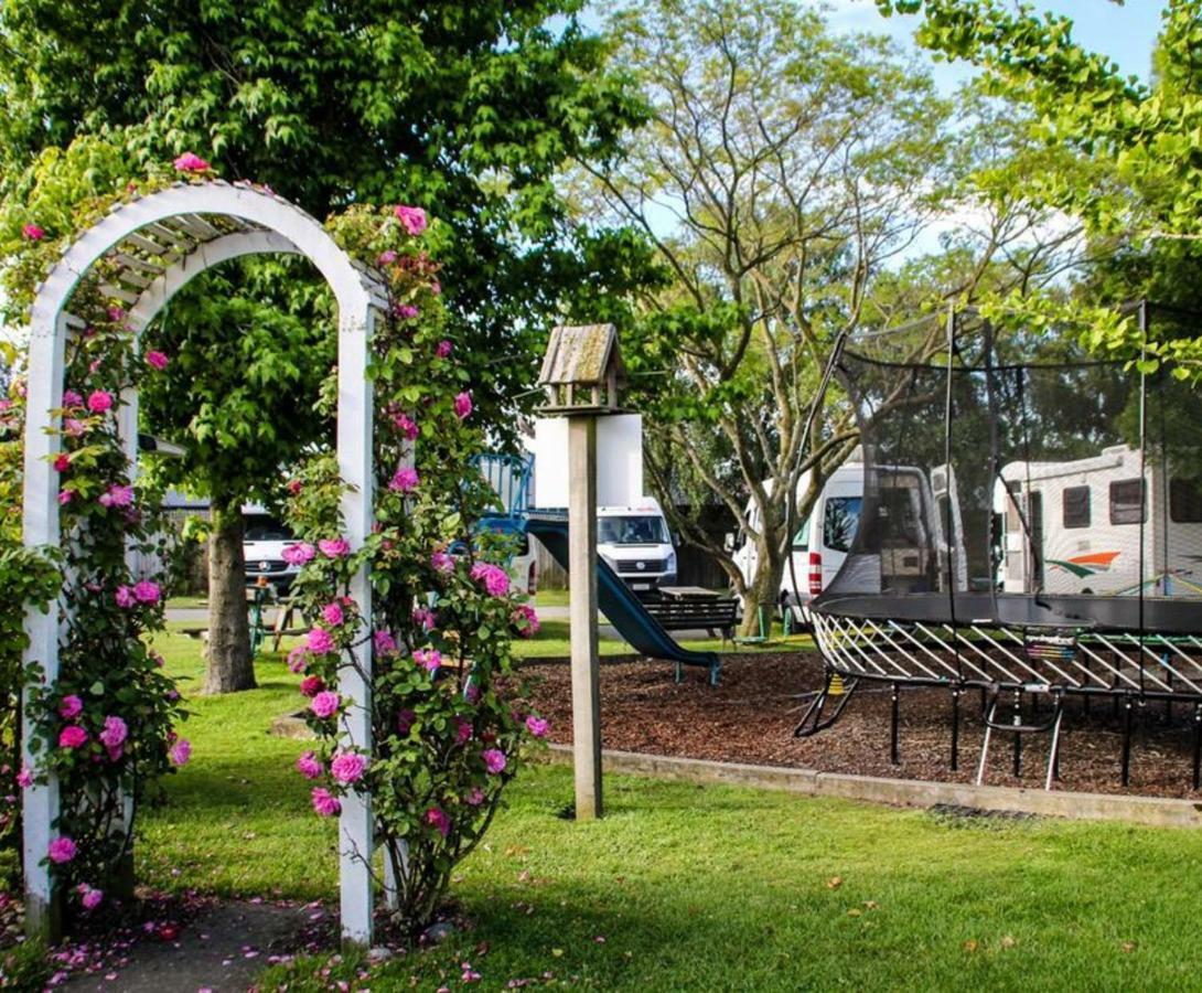 Amber Kiwi Holiday Park & Motels Κράισττσερτς Εξωτερικό φωτογραφία
