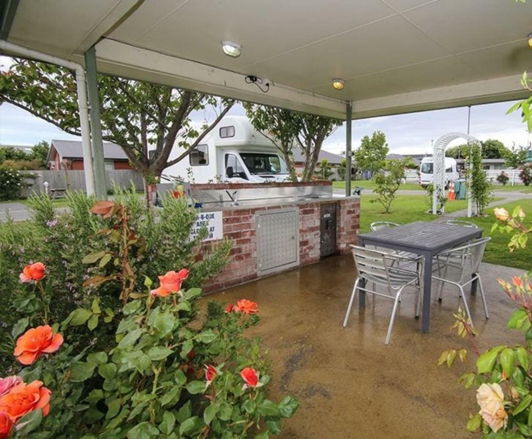 Amber Kiwi Holiday Park & Motels Κράισττσερτς Εξωτερικό φωτογραφία